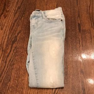 Jessica SimpsonBlue jeans.